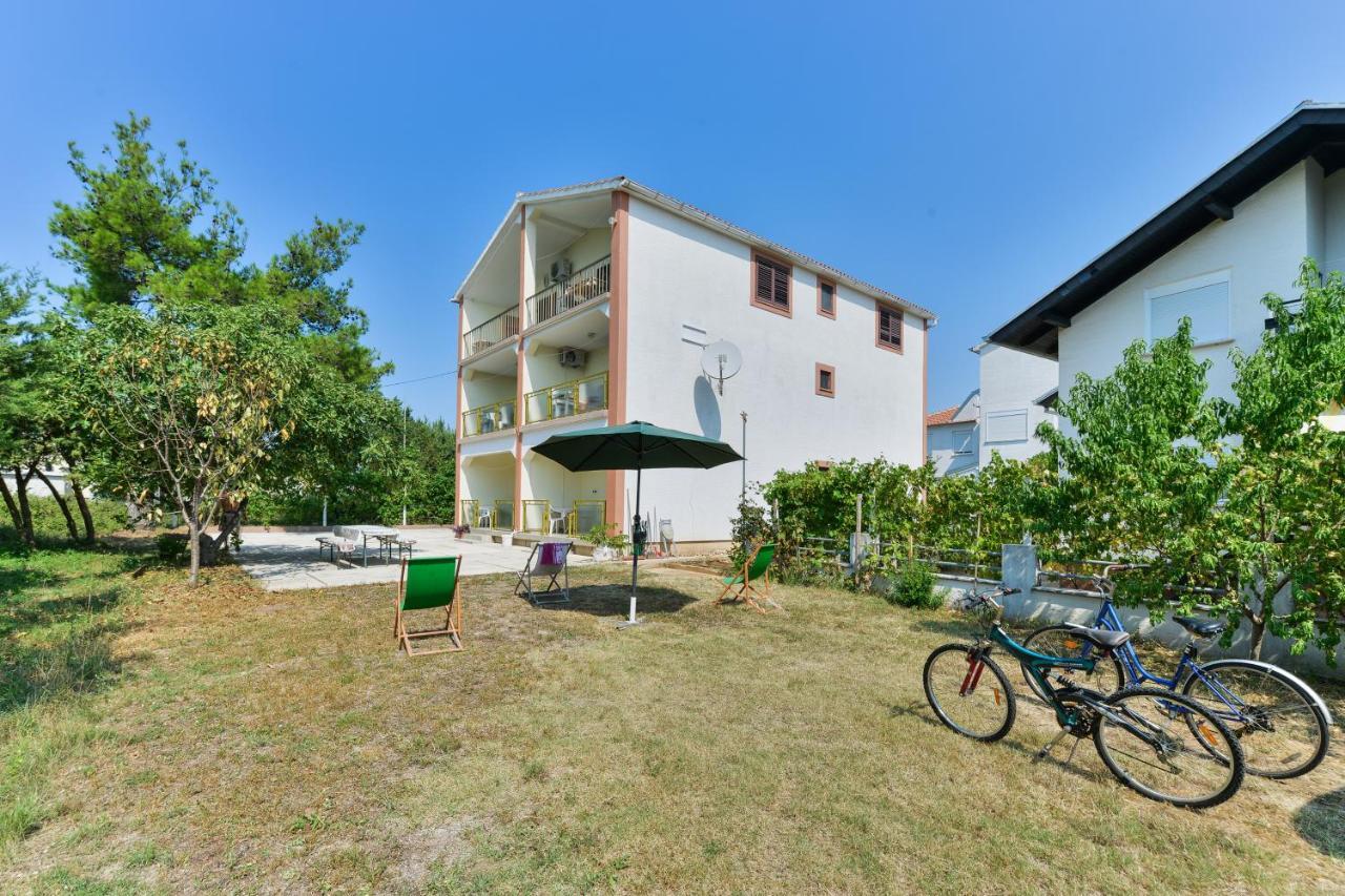 Apartmani Jelena Petrčane Dış mekan fotoğraf