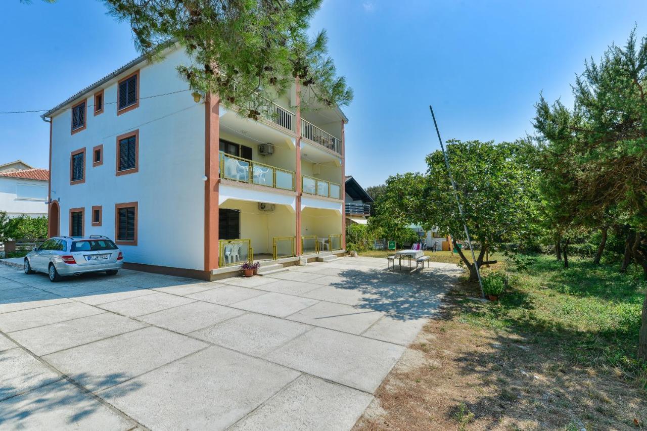 Apartmani Jelena Petrčane Dış mekan fotoğraf